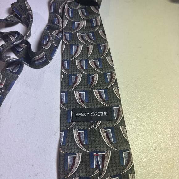 Vintage Textured Geometric Pattern Necktie - Green, Blue, Brown - Picture 6 of 6